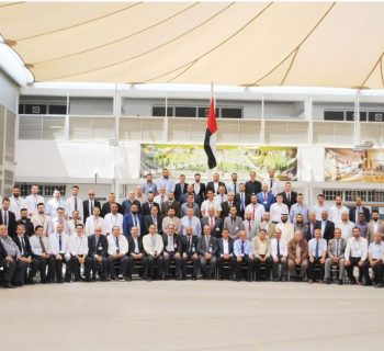 صورة جماعية للكادر الاداري والتدريسي